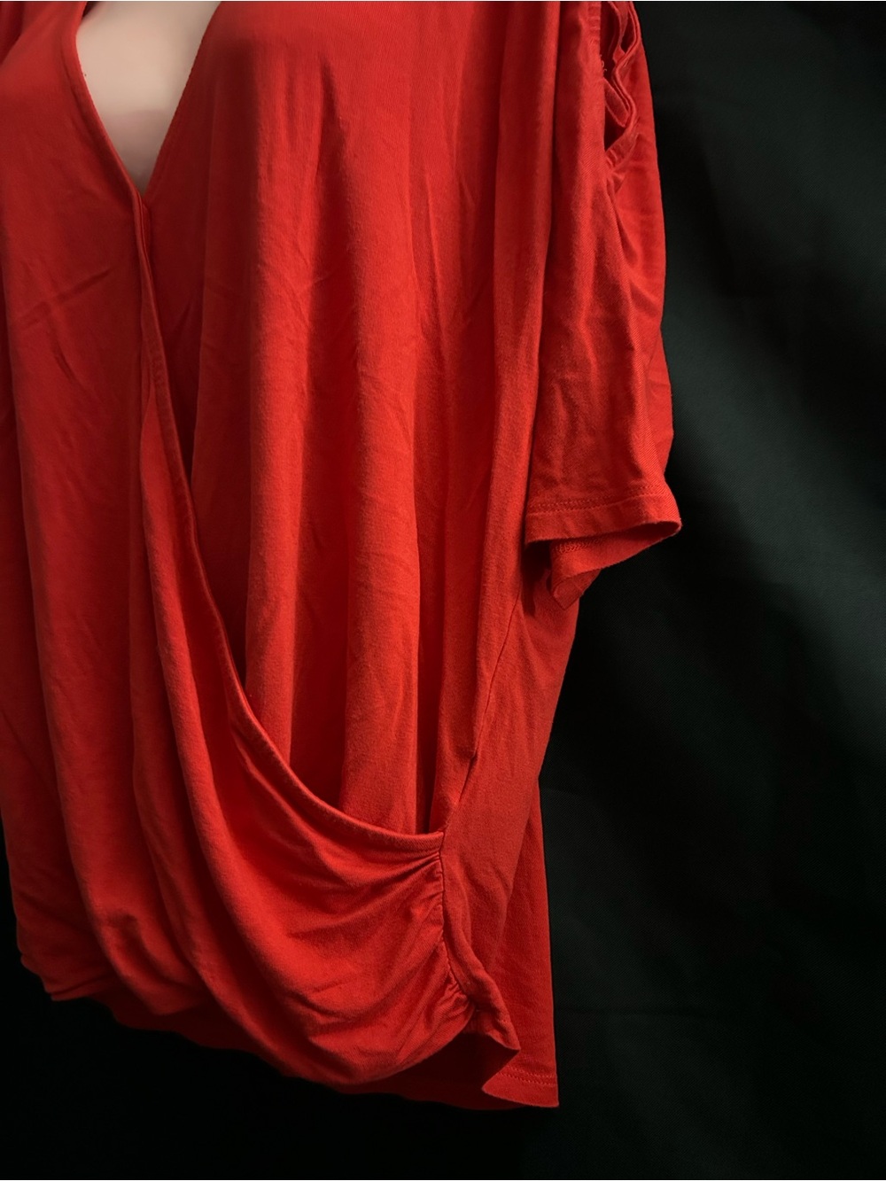 VENUS Women’s Red Draped Surplice Blouse MD - Picture 4 of 10